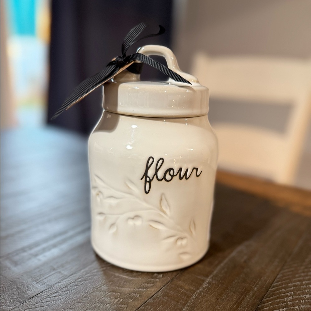 HTF Rae Dunn Small/Baby ‘Flour’ Canister NWT